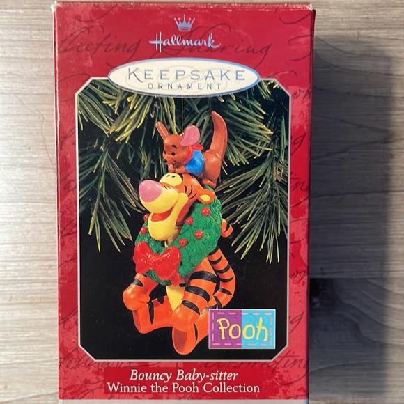1998 HALLMARK Keepsake Disney Winnie the Pooh Collection Christmas Ornament - Picture 2 of 8